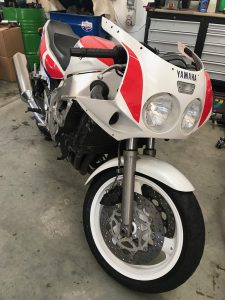 With the newly powder coated wheels & the paint work being machine detailed as the FZR comes together, the motorcycle has been transformed form the sorry sight we saw when we collected her in snowy February.