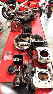 Once the engine was dismantled & mono motorcycles had ascertained the cause of the engine issues, the customer was contacted & an estimate given on the rebuild costs.