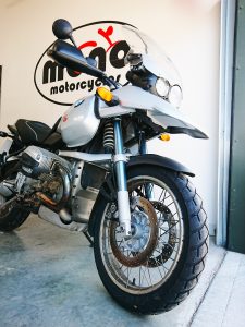 On Wednesday we undertook an interim service, detailing & MOT for a BMW 1150 GS, prior to the sale of the motorcycle.