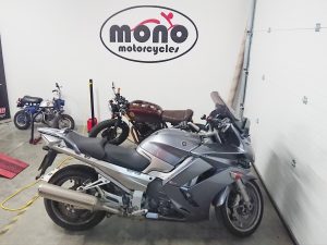 One of our very first customers returned to the mono motorcycles workshop this week with his Yamaha FJR1300