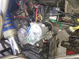 Daniel then bolted the starter to the frame & wired up a relay so it will only power up when the ignition is on and the buggy is in neutral.