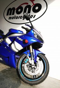 After a month of residing with us at mono motorcycles, the first generation of the iconic Yamaha R1 has completed her rejuvenation journey