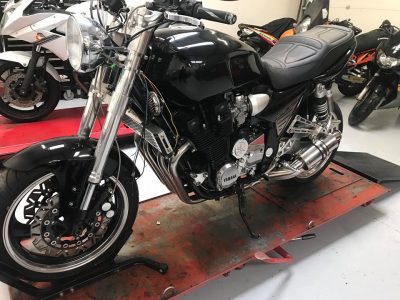 The mean looking Yamaha XJ1300 which has already benefited from some stunning modifications by its owner; has now been transferred to our care to complete the project. 